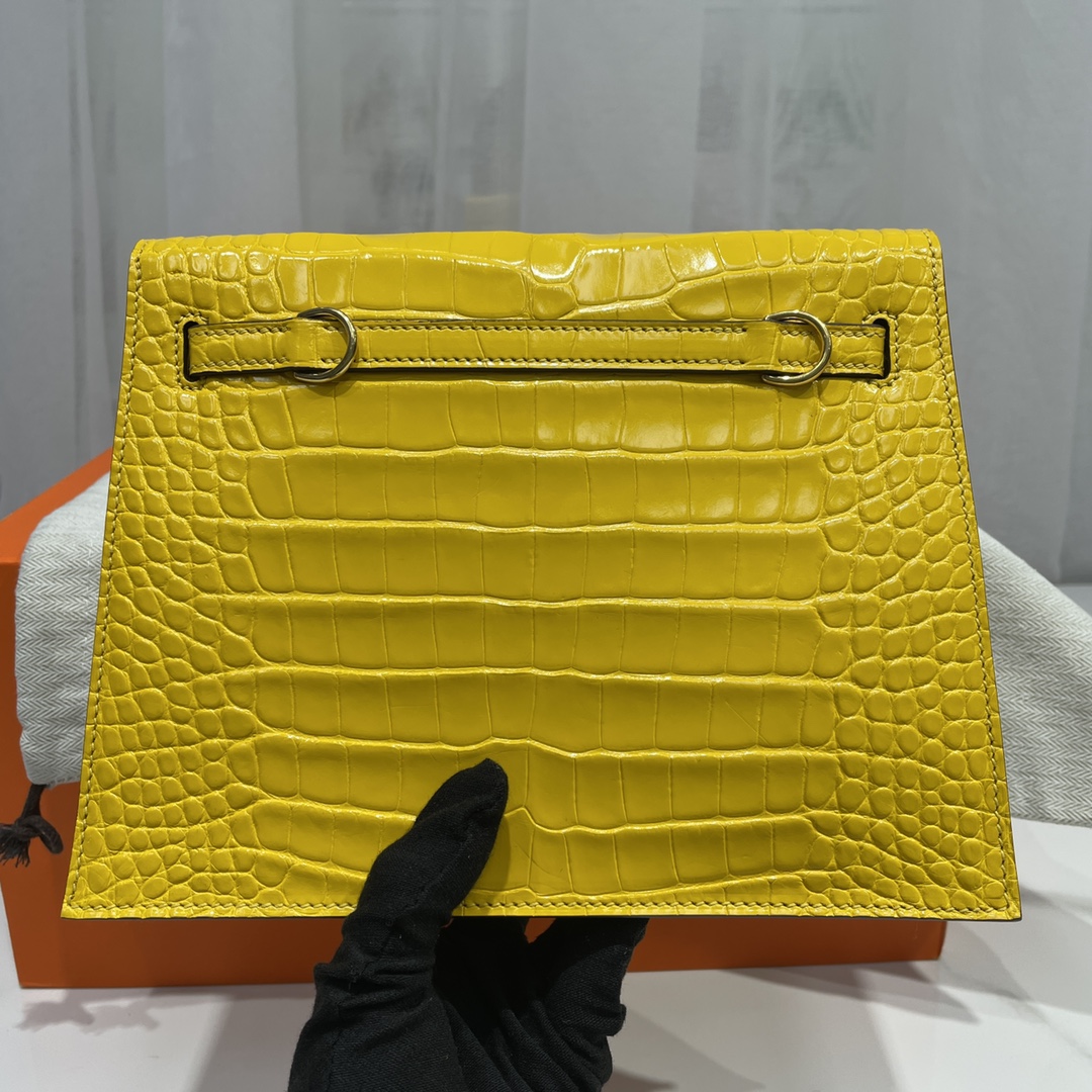 Hermes Kelly Danse Evercolor Bag In Yellow Crocodile Niloticus Leather